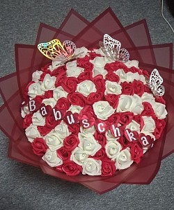 Seifen-und Duftblumenstrauß: Individuelle Bestellungen mit ca. 45 Duftrosen und 50 Seifenrosen für unsere lieben Omis